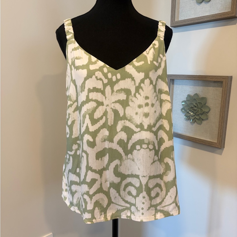 Never Worn! Güle Abstract Green & White Floral 💯 Viscose Top